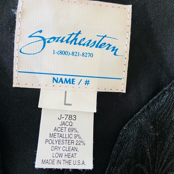 Men’s Southeastern Vest Size L - Picture 3 of 4